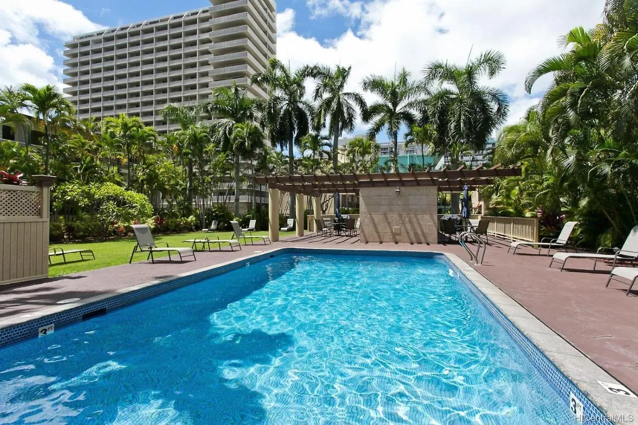 Apartment 21St Floor Renovated Studio With 2 Queen Beds Honolulu United States